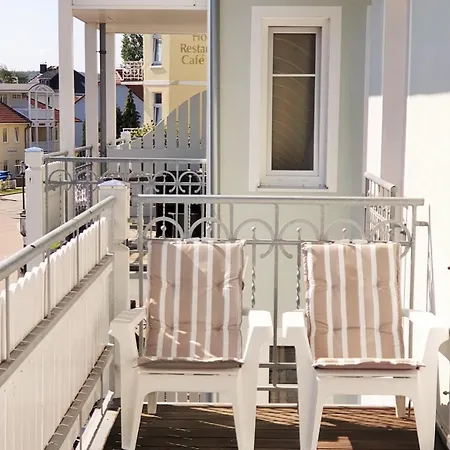 Residenz Waldkrone Turm-suite 215 Apartman *